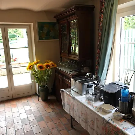 Le Grand Jardin Bed and Breakfast *