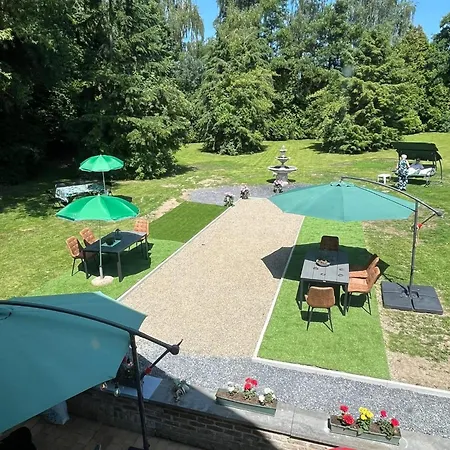 Le Grand Jardin Bed and Breakfast *