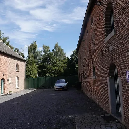 Le Grand Jardin Bed and Breakfast *