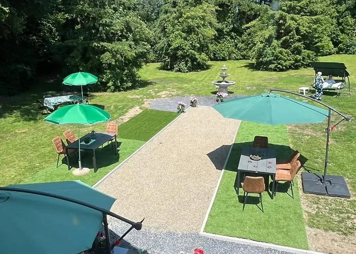 Le Grand Jardin Bed & Breakfast *